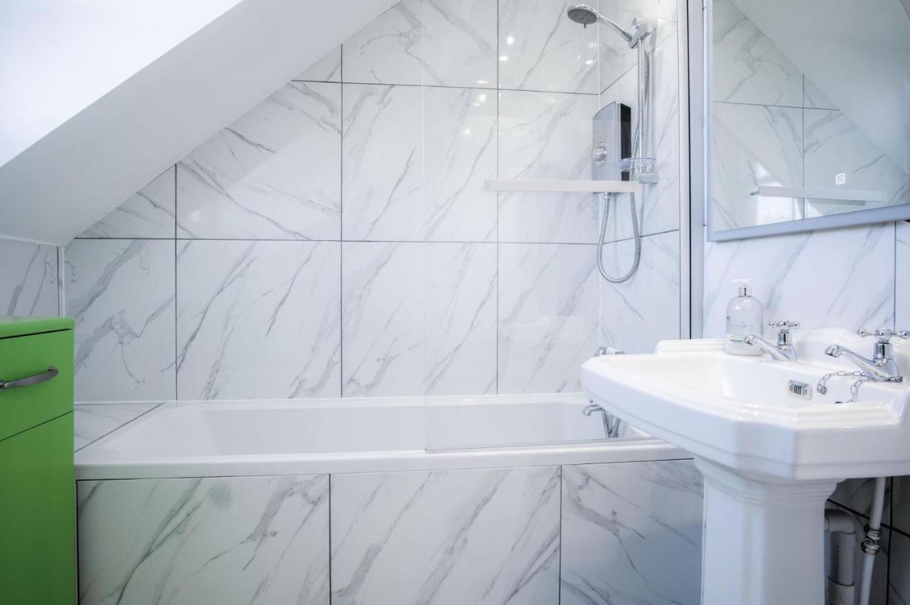 The Penthouse - Luxury 1 Bed - Panorama - Tenby Exteriör bild