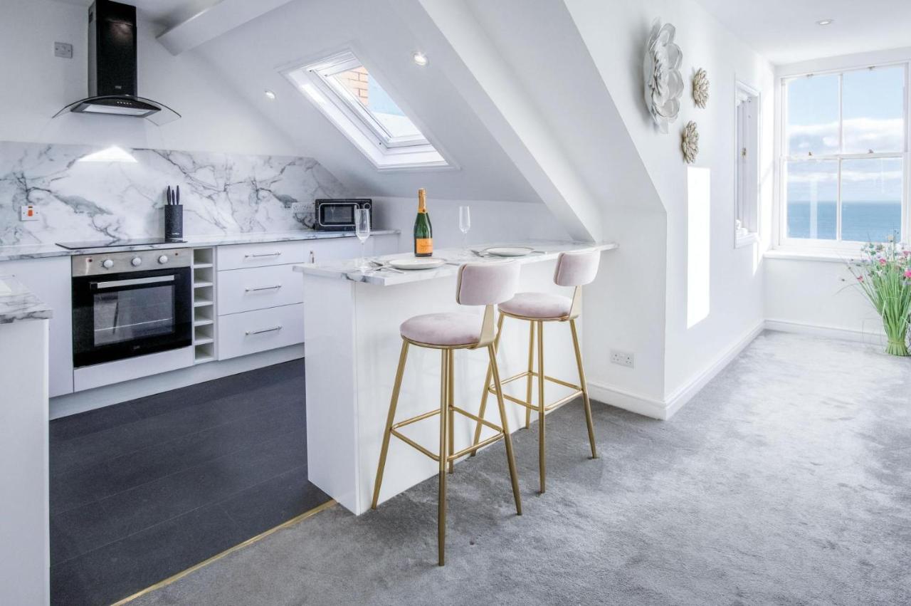 The Penthouse - Luxury 1 Bed - Panorama - Tenby Exteriör bild